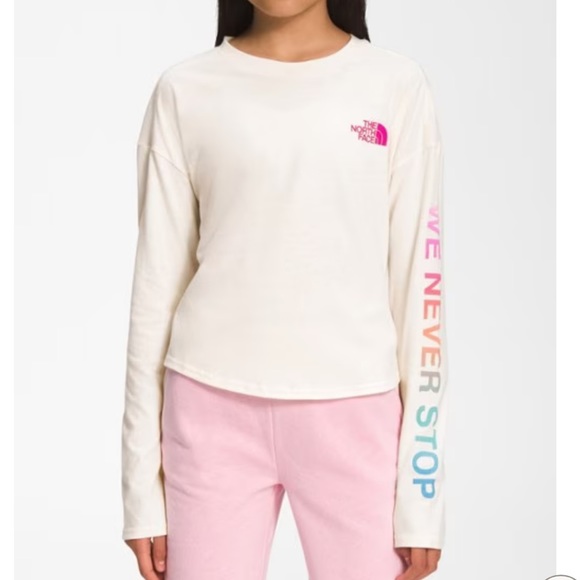 The North Face Girls We Never Stop Graphic T-shirt - Picture 1 of 10